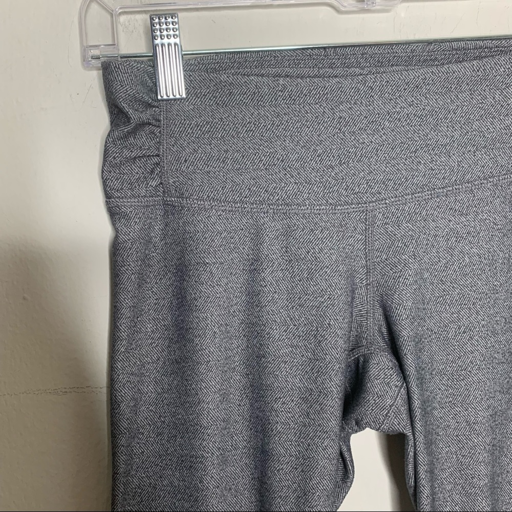 Athleta Womens Gray Herringbone Ruched Leggings - Picture 5 of 10